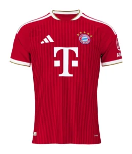 Domowa koszulka Bayern Monachium 2026/27 adidas – czerwona z białymi i złotymi detalami